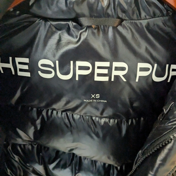 Aritzia superpuff shorty - Picture 3 of 6